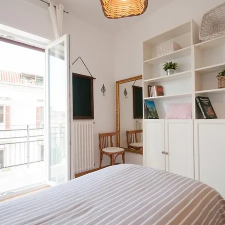 A Casa Di Maria Grazia Alojamento de Acomodação e Pequeno-almoço Trani